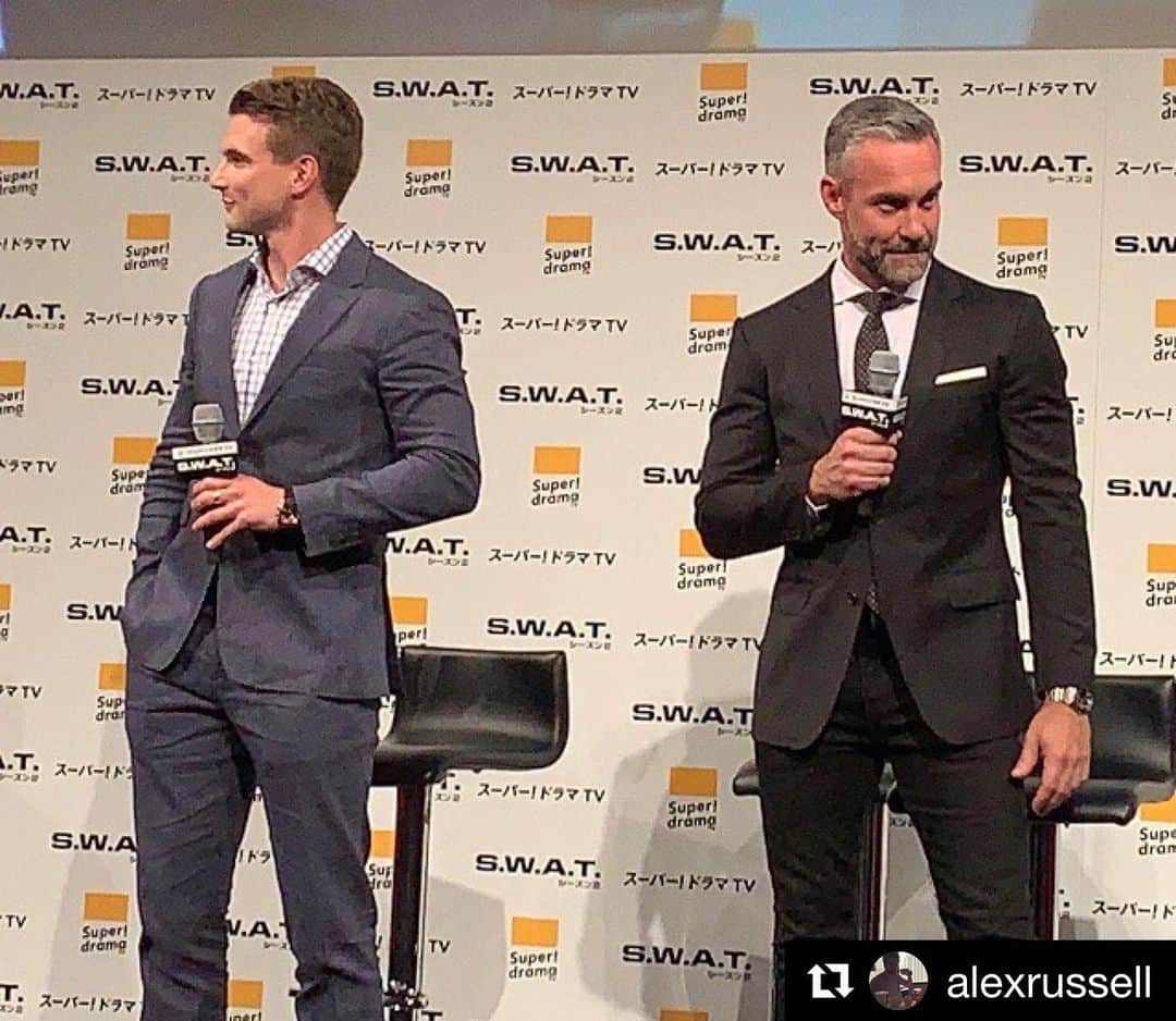 のインスタグラム：「#Repost @alexrussell with @get_repost ・・・ What a swell party this is... Onstage with my favorite karaoke buddy @jayharrington3 at the Japan premiere for SWAT Season 2 last night. We are overwhelmed by the love and support here. Japan get ready, Season 2 is airing June 28 on @superdramatv !! #swatjp」