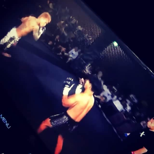 金太郎のインスタグラム：「一年前の試合📷  今の方が強くなってる🙆‍♂️ . . .  #pancrase  #mma #onechampionship  #ufc #rizin #k1 #bantamweight  #ko #knockout #kick #king #boxing #SLUGGERZ #ranking #wrestling #abematv  #training  #muscle  #krazy  #パンクラス #総合格闘技  #稲垣組 #マサカリ#金太郎 #減量 #水抜き #計量 #試合」