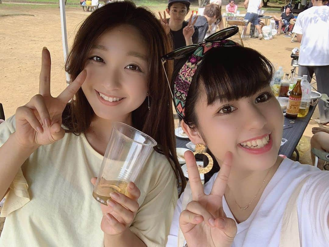 斉藤ひかりさんのインスタグラム写真 - (斉藤ひかりInstagram)「昨日はジョブチューンのメンバーでBBQ🍖⛰ 私は舞台稽古もあったので途中抜けだったけど参加出来て良かったー！  朝の買い出しからすでに楽しかったし、みんなと外で食べるお肉は最高に美味しかった！(^^) ここのところ舞台稽古な毎日だったから良い息抜きになったなぁ。  一週間後には公演初日を迎えます！  残りの稽古時間を大切に、全力で臨みます！  #bbq #大好きなメンバー #家族のようだ #お馴染みの顔ぶれ #楽しい時間 #良い息抜き #リフレッシュ #稽古前だったからずっとジャスミン茶 (笑)」6月5日 15時00分 - hikarisaito1027