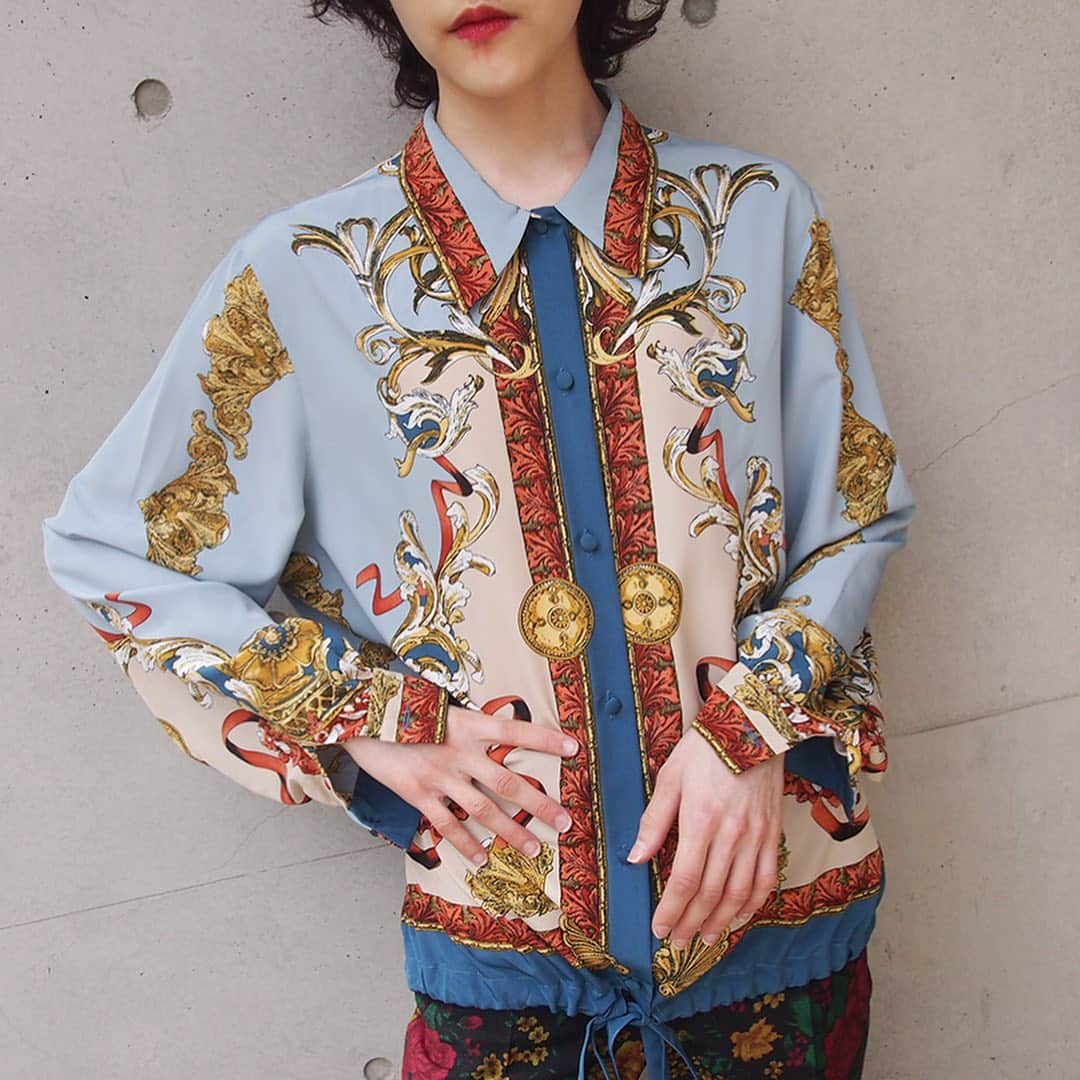 Sisterさんのインスタグラム写真 - (SisterInstagram)「-「USED&VINTAGE」Now on sale- #sister_tokyo #usedclothing #vintageclothing #used #vintage #sisterusedselection #tops #blouse」6月5日 15時33分 - sister_tokyo