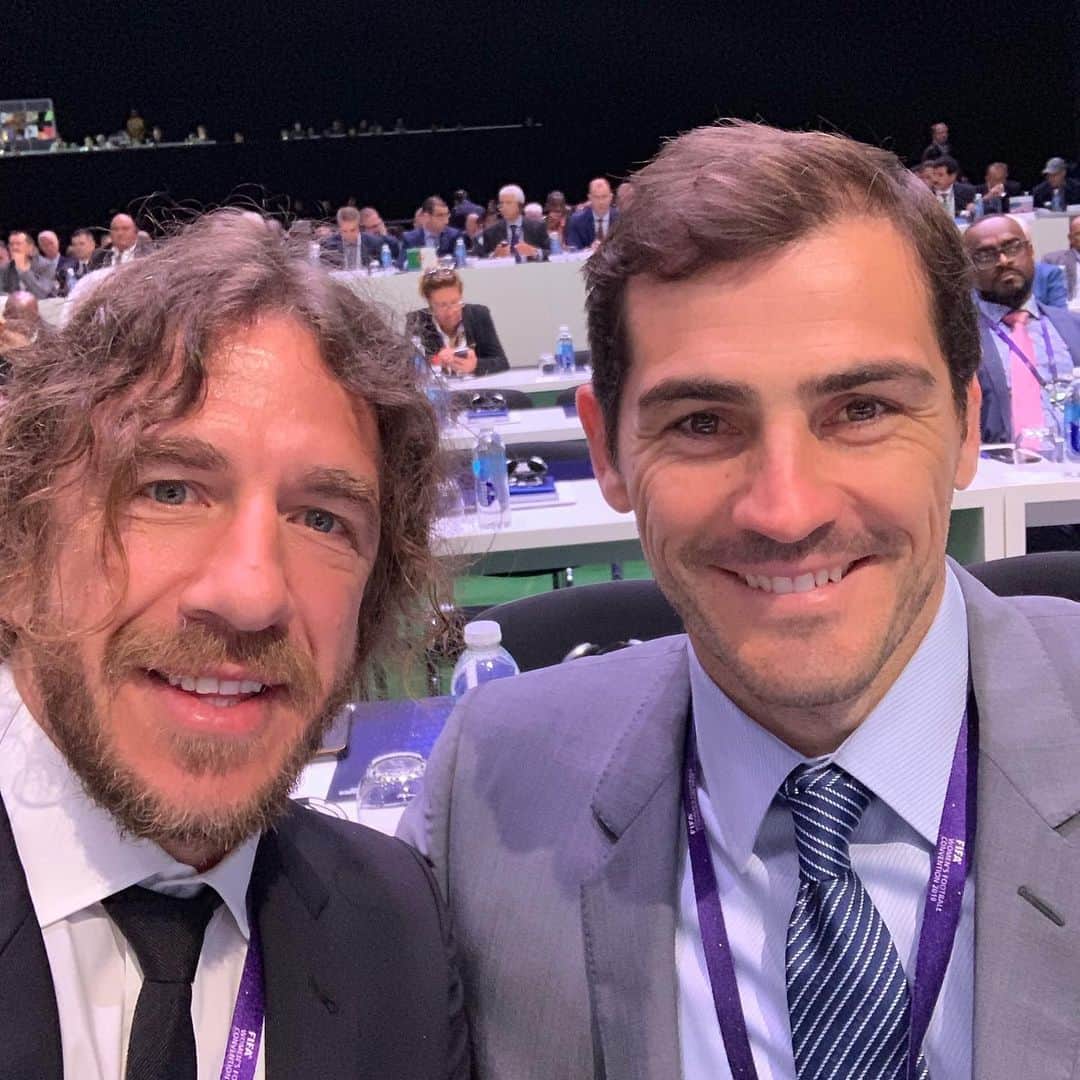 カルレス・プジョルのインスタグラム：「Qué alegría volver a verte, y sobre todo verte tan bien. 💪」