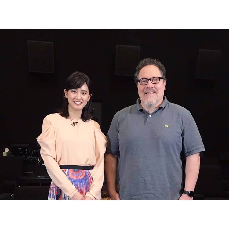 山崎紘菜さんのインスタグラム写真 - (山崎紘菜Instagram)「The great honor and pleasure to meet @jonfavreau !!!! Look forward to the release of @lionking 🦁 #lionking #disney」6月5日 16時17分 - hirona_yamazaki