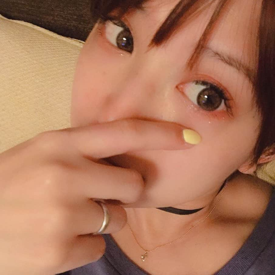 矢口真里さんのインスタグラム写真 - (矢口真里Instagram)「@dolly_wink さんから数量限定のコスメが届きましたぁぁぁ😂✨めっちゃテンション上がるやつ！！！ ・ ・ @tsubasamasuwaka1013 ちゃんは次から次へと本当に素敵な物をうみだす天才😭💕 つーちゃんいつもありがとう😋✨ コスメについて詳しくはブログに書きましたよー👀✨ 是非読んでくださいね😁✨」6月5日 16時44分 - mariyaguchi_official