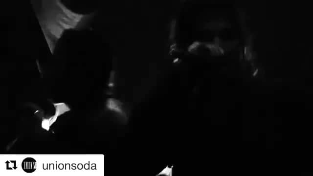西本早希のインスタグラム：「・ こっちのほうが わかりやすい気がしたので 投稿し直しました 🎤 土曜日です 🍺 福岡です 🍺 ・ #Repost @unionsoda (@get_repost) ・・・ バーバー・喫茶・バーカルチャーを通して独自の価値観を提案する、福岡の新しい溜まり場「 MERICAN BARBERSHOP FUK 」とプロジェクトスペース「 UNION SODA 」による合同企画イベント「 HOWLING POOL #2 」が、6/8(土) 20時よりユニオンソーダにて開催。﻿﻿ ﻿﻿ 第二回目となる今回は、アパレルブランド「 WACKO MARIA 」の旗艦店・PARADISE TOKYO スタッフ「 LEO 」が在籍する多国籍ヒップホップ・ファンクバンド「 ALI 」が GUEST LIVE 、また GUEST DJ に同じく WACKO MARIA / PARADISE TOKYO スタッフ「 YUHEY 」、そして MERICAN SOUND PARLOR から DOL、Mr.coNYroo を迎えて開催。﻿﻿ ___________________________﻿﻿﻿﻿﻿ ﻿﻿﻿﻿﻿ 「 HOWLING POOL #2 」﻿﻿﻿﻿﻿ 2019. 6. 8 ( sat ) @ UNION SODA﻿﻿﻿﻿﻿ OPEN - CLOSE / 20:00﻿ - 23:00﻿﻿﻿﻿﻿ ﻿﻿﻿﻿﻿ GUEST LIVE : ALI﻿﻿ GUEST DJ : YUHEY ( WACKO MARIA / PARADISE TOKYO )﻿﻿ DJ : DOL ( MERICAN SOUND PARLOR ) / Mr.coNYroo ( MERICAN SOUND PARLOR ) ﻿﻿ ﻿﻿ ﻿﻿﻿DRINK : MERICAN BARBERSHOP FUK / UNION SODA﻿﻿ ﻿﻿ ▪︎TICKET﻿﻿ 一般 … ADV ¥1,500 / DOOR ¥2,000﻿﻿﻿﻿﻿﻿﻿﻿﻿ ＊ 限定120枚 学割 ( OPEN UNION ) … ￥1,000﻿﻿﻿﻿﻿ / DOOR ¥1,500﻿﻿ 18歳以下 ( OPEN UNION ) : FREE 無料 ( 下記サイトにてチケット予約が必要 ) ﻿/ DOOR ¥1,000﻿﻿﻿﻿﻿﻿﻿ ﻿ ＊ スタンディング / 2D order / 未就学児童不可﻿﻿﻿ / ドリンク＆フード持込み不可﻿﻿﻿﻿﻿﻿ ﻿﻿ ▪︎BUY TICKET﻿﻿﻿﻿﻿ [ WEB予約 ] @unionsoda プロフィール URL「 BUY TICKET 」の https://t.livepocket.jp/p/unionsoda より﻿﻿﻿﻿﻿ 問合せ : 070-5270-3973 ( 平日 11:00 - 18:00 )﻿﻿﻿﻿﻿ ＊ 各参加店舗でのメール・電話・店頭での販売はございません。﻿﻿﻿﻿﻿﻿ 問合せ : 070-5270-3937 ( 平日 11:00 - 18:00 )﻿﻿﻿﻿﻿﻿﻿﻿ ___________________________﻿﻿﻿﻿﻿ ﻿﻿﻿﻿ ▪︎ALI … 東京・渋谷出身の多国籍 HIP-HOP / FUNK BAND メンバーは LEO (vo)、JUA (rap)、ZERU (gt)、LUTHFI (ba)、KAHADIO (dr)、ALEX (per)、YU (sax)、日本とヨーロッパ、 アメリカ、 アジア、 アフリカなどをルーツに持つ音楽集団。﻿﻿ ﻿﻿ #mericanbarbarshop #unionsoda #howlingpool #ali #alienlibertyinternaional #wackomaria」