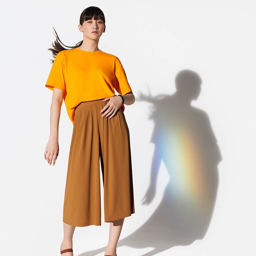 ユニクロさんのインスタグラム写真 - (ユニクロInstagram)「Change up summer with new silhouettes. 19SS Uniqlo T-shirts collection available instore and online. #lifewear #tshirts #Tシャツ #夏コーデ #tシャツコーデ #uniqlolifewear」6月5日 17時57分 - uniqlo