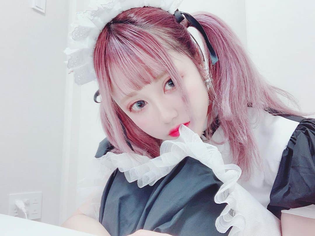 赤羽律のインスタグラム：「💋💋💋💋💋 . . #cosplay #cosplayer #コスプレ #コスプレイヤー #akabaritsu #ootdfashion #selfie #maid #throwback」
