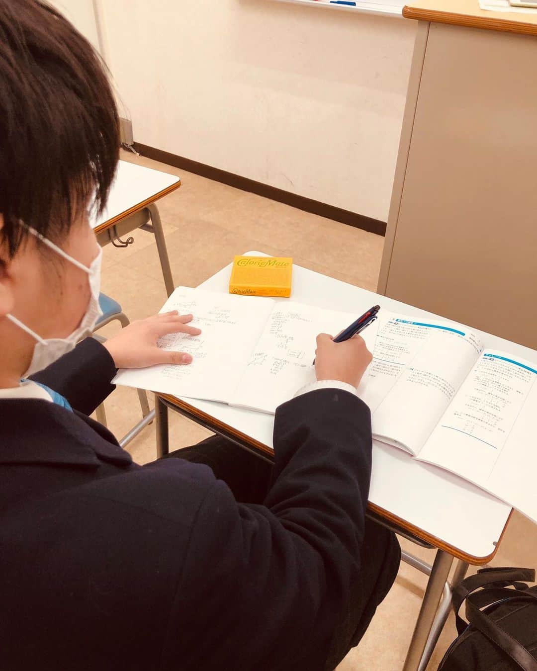 カロリーメイトのインスタグラム