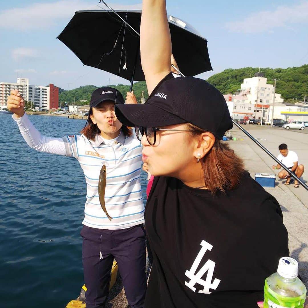 佐伯三貴のインスタグラム：「久しぶりに女子プロゴルファー沢山で釣りからのご飯🎣🍚 楽しかったー😊💕」