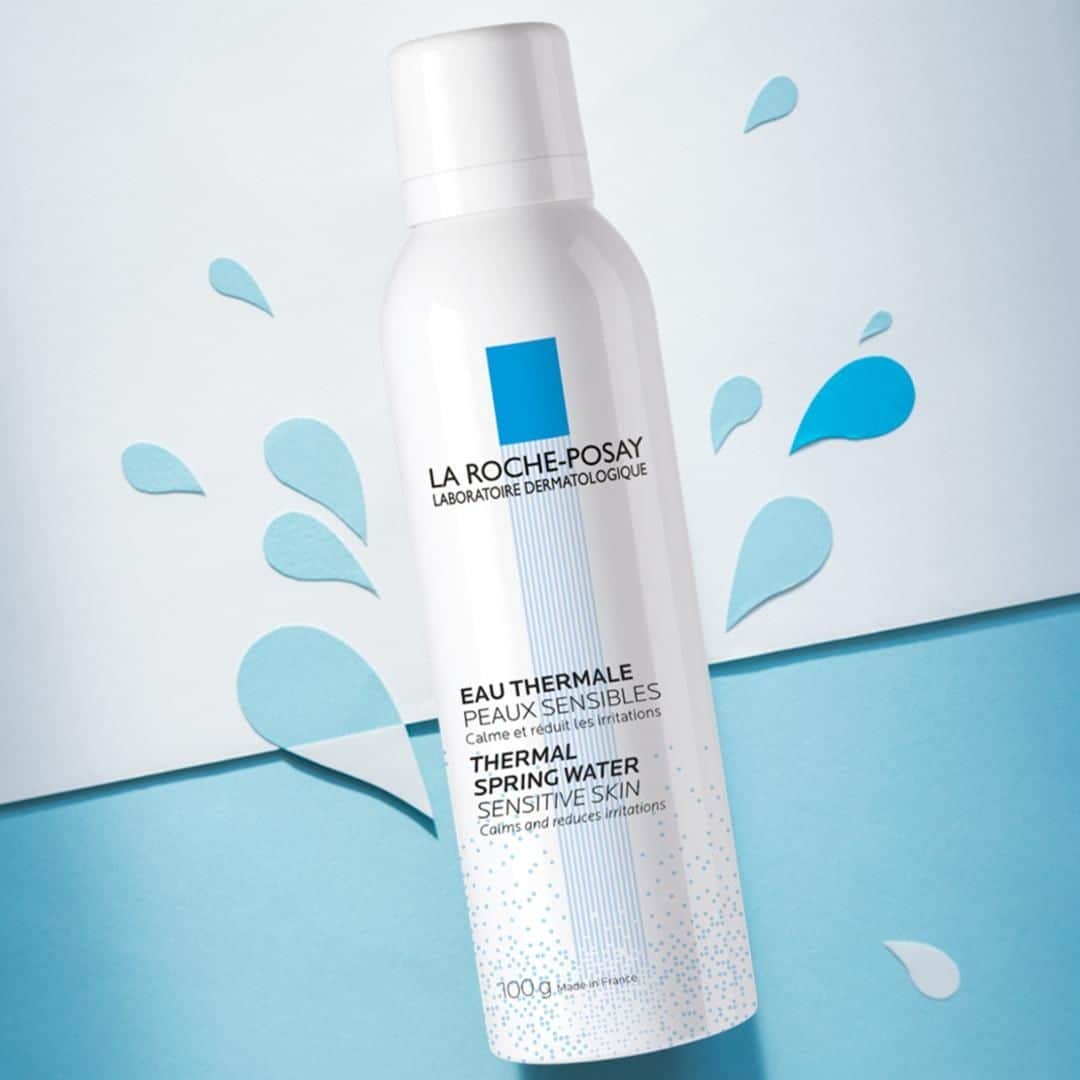 LA ROCHE-POSAY JAPAN ラロッシュポゼのインスタグラム：「. ＼ #28日間チャレンジ で抽選でスキンケアプレゼント！／ . すこやかな肌をはぐくむために近年注目されているのが”皮膚常在菌”です。 すこやかな肌のためには菌の多様性とバランスが重要。肌が乾燥しやすい洗顔後には菌の多様性やバランスが崩れやすいので、すぐに肌に水分を補給するのがとても大切です。 . 新登場の100gは朝晩洗顔後の使用で28日間お使いいただけるサイズ！ . ただいまラ ロッシュ ポゼでは5/23発売のターマルウォーター100gに記念して、SNSキャンペーン #28日間チャレンジ を実施中🌟 . Instagram/ Twitterで#28日間チャレンジ を付けてターマルウォーターのレビューを投稿するとラ ロッシュ ポゼの豪華スキンケアセットが抽選で100名様に当たるチャンス♪ . キャンペーン期間は8/31まで。ぜひご参加してすこやかな肌もスキンケアセットもgetしてくださいね！ 詳しくはこちら＞＞http://spr.ly/6177EmEu5 . #ラロッシュポゼ #乾燥肌 #敏感肌 #低刺激設計 #敏感肌コスメ #スキンケア #ドクターズコスメ #スキンケアサンプル #28日間チャレンジ」