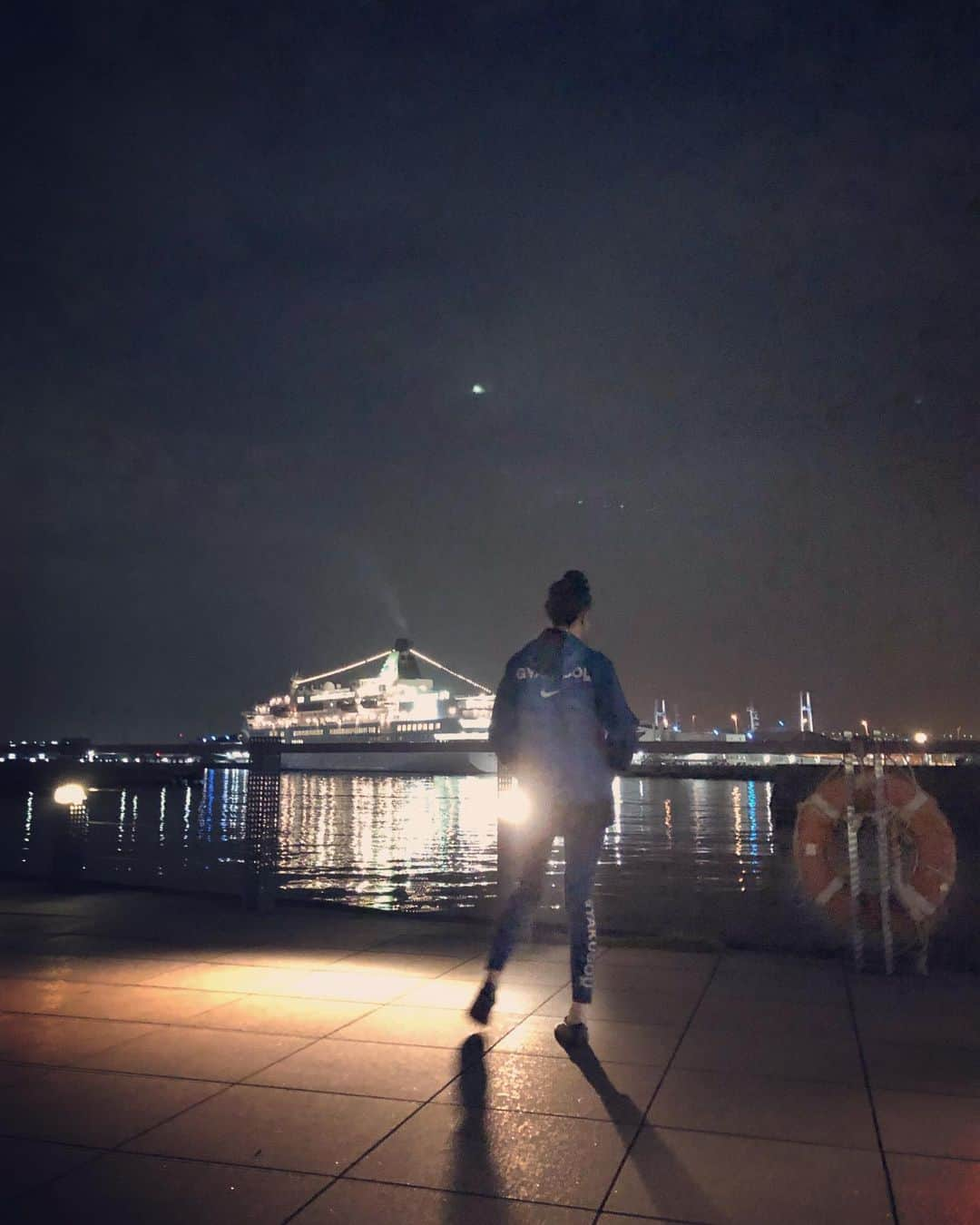 千秋さんのインスタグラム写真 - (千秋Instagram)「横浜のユーミン🌃🌛 #女王様のお散歩 #ユーミン #松任谷由実 #yuming #横浜 #突発的な #横浜ドライブ #埠頭を渡る風 #掲載許可済み」6月5日 19時23分 - chiaki77777