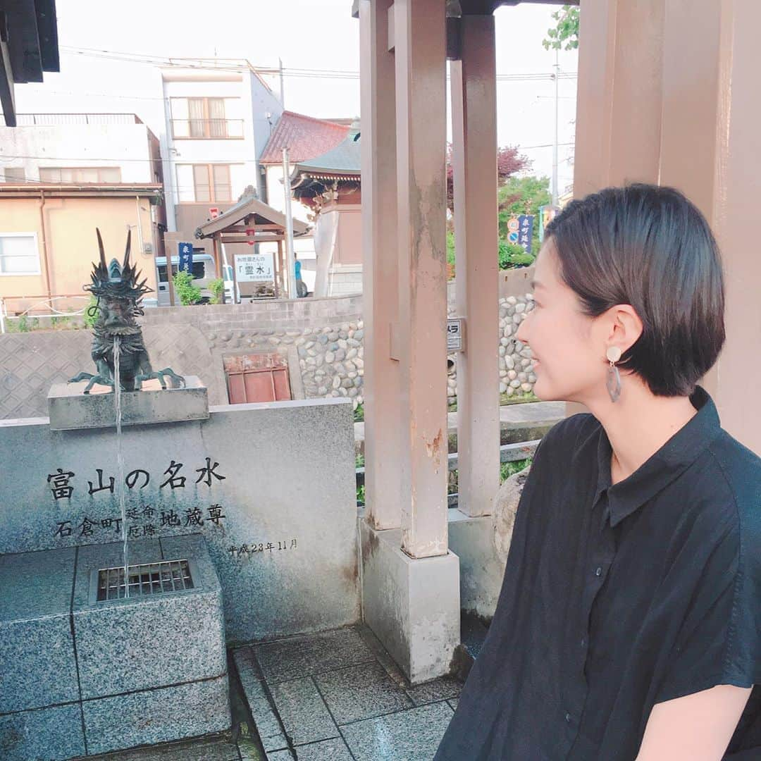 麻尋えりかさんのインスタグラム写真 - (麻尋えりかInstagram)「#富山#富山の名水#高岡銅器#祖父の思い出#龍口#名水#パワースポット#おじいちゃんありがとう#おじいちゃんっ子#祖父作#癒し」6月5日 21時55分 - mahiroerika