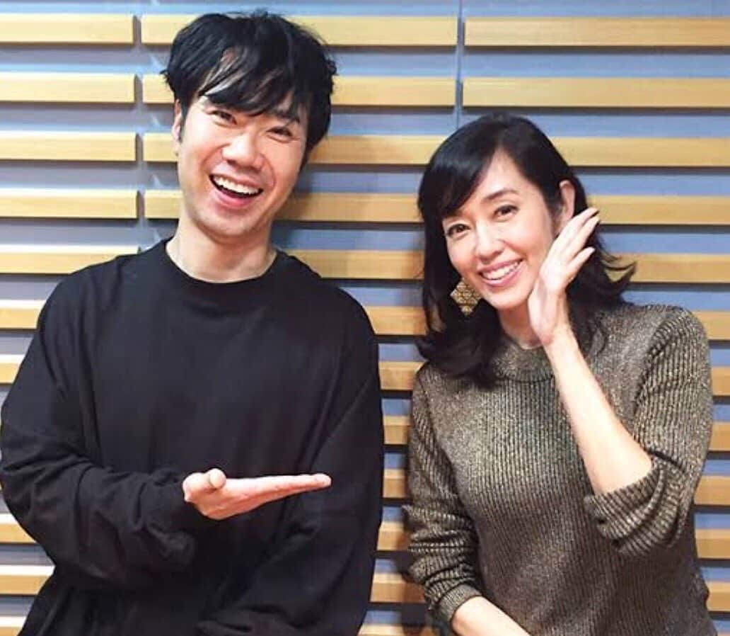のインスタグラム：「NHKラジオ ラジオ深夜便ビギナーズ 毎月第2土曜日は、森田美由紀アンカーと、藤井隆さんのナビゲーションでお送りしています。 私は今週はゲストとしてお邪魔します！  テーマは、 「私の流儀、私のこだわり」 リスナーの皆さまからのメッセージお待ちしています！ 藤井さんとご一緒させていただくのもとても久しぶりなので、楽しみです！ ６月８日 23時から生放送でお送りします！  #nhkradio #藤井隆 さん #ラジオ深夜便ビギナーズ  #ラジオ深夜便  #ラジオ  #生放送」