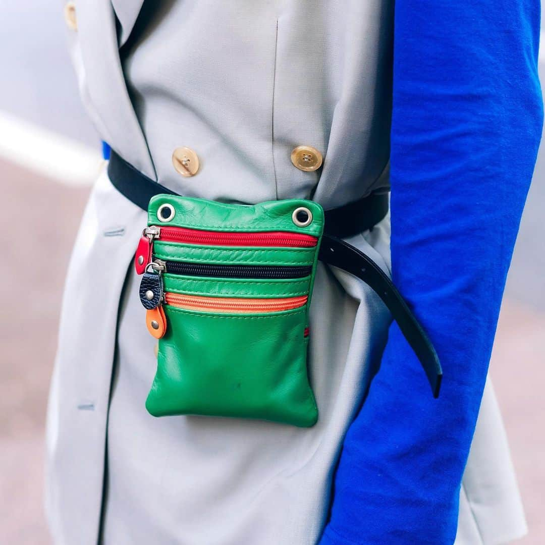 Harajuku Japanさんのインスタグラム写真 - (Harajuku JapanInstagram)「20-year-old Japanese student Shodai (@i_am_ojima) on the street in Harajuku wearing a sleeveless suit by Irene Japan with a blue Mihara Yasuhiro sweatshirt, a green zipper waist bag, Hermes accessories, and Martin Margiela tabi boots.」6月5日 22時31分 - tokyofashion