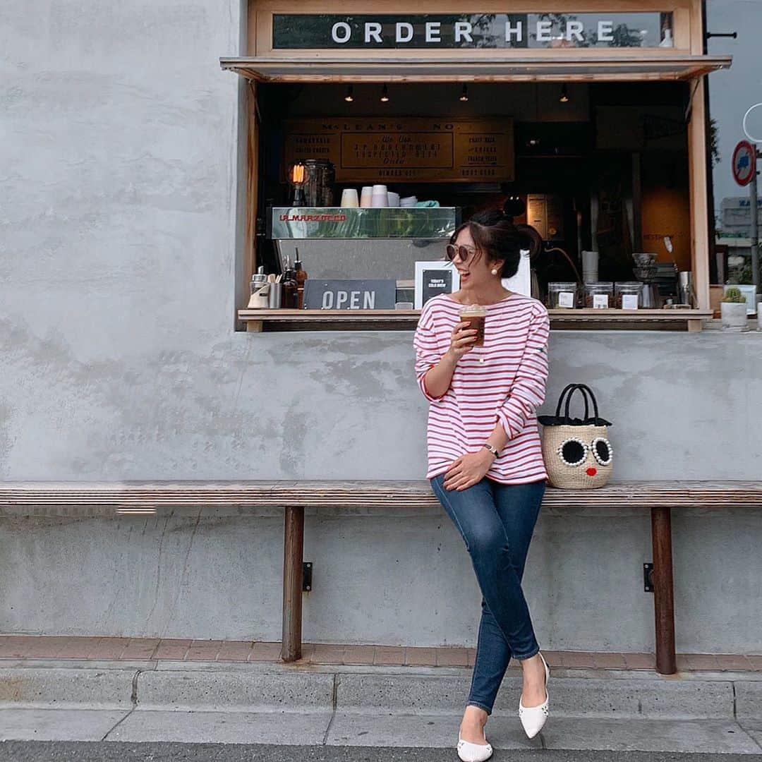 Sayakaさんのインスタグラム写真 - (SayakaInstagram)「* 赤ボーダー×デニムでフレンチルック🇫🇷 定番だけど、こんなスタイルが一番好き☺️❤️ * * * #fashion #outfit #coordinate #ootd #simple #basic #casual #saintjames #denim #denimlover #uniqlo #ajolie #bascketbag #zara #sayakascoordinate #今日の服 #コーディネート #コーデ #シンプル #シンプルコーデ #セントジェームス  #ボーダー #デニム #ユニクロ #アジョリー #カゴバッグ #ザラ #アジョリー笑顔プロジェクト」6月5日 22時35分 - sayaka_0523