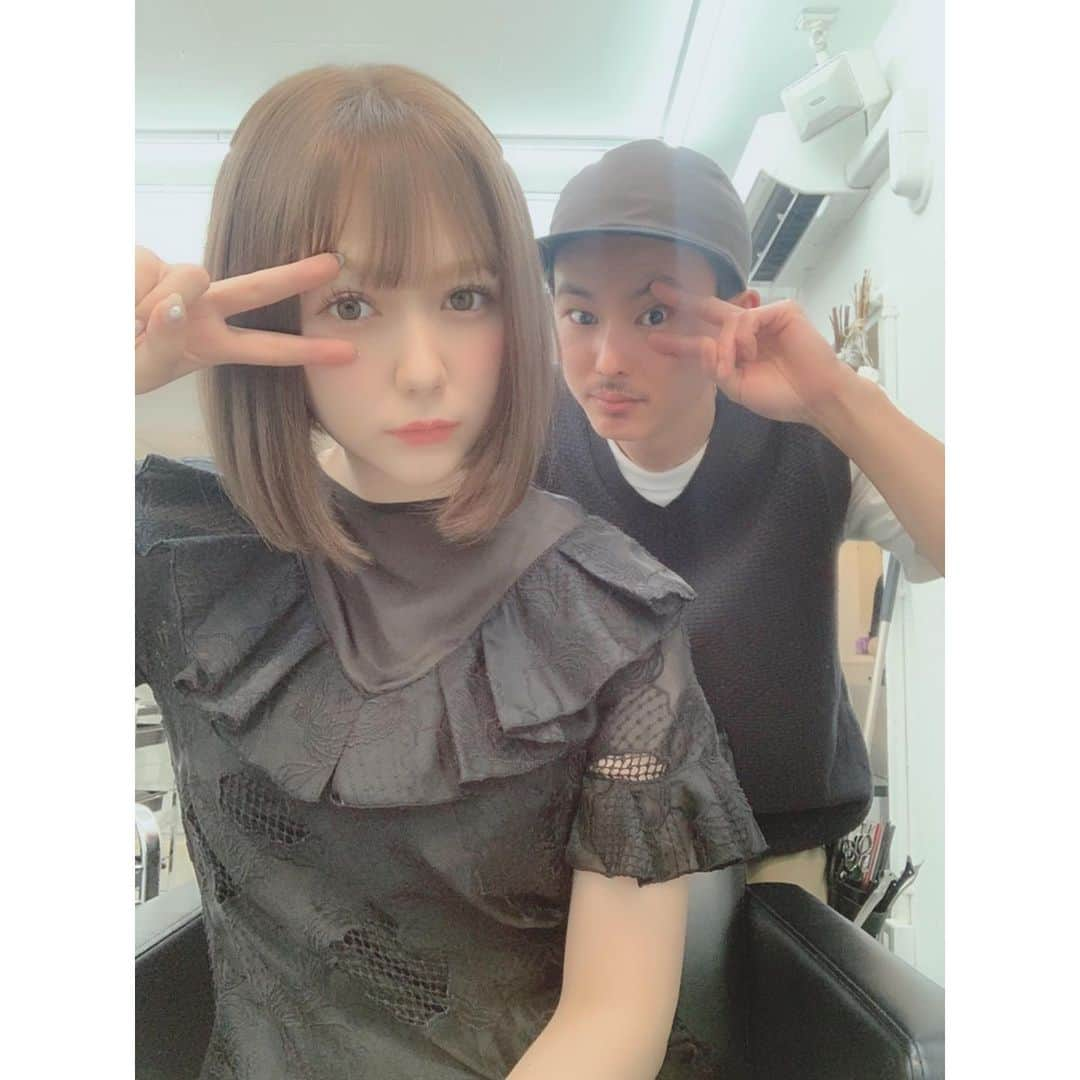 村重杏奈さんのインスタグラム写真 - (村重杏奈Instagram)「茶木ピース👐🏻 またまたとても可愛い色にしてもらった🥺」6月5日 22時48分 - hktanna4848