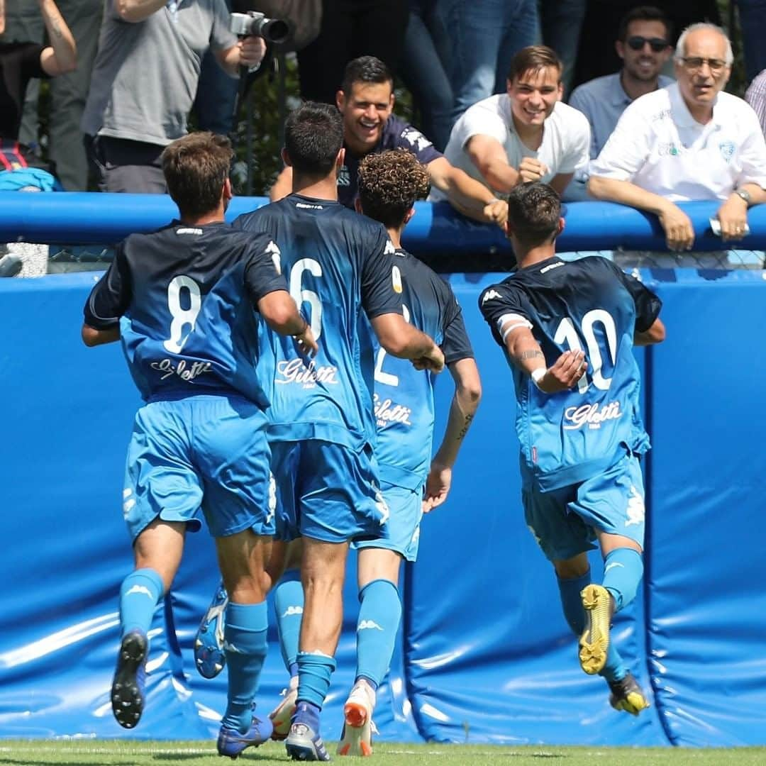 エンポリFCさんのインスタグラム写真 - (エンポリFCInstagram)「Si chiude 1-1 il primo tempo tra Empoli e Genoa: rossoblu avanti con Bianchi, pari azzurro con Montaperto  #Primavera1TIM #EmpoliGenoa」6月5日 22時52分 - empoli_fc_official