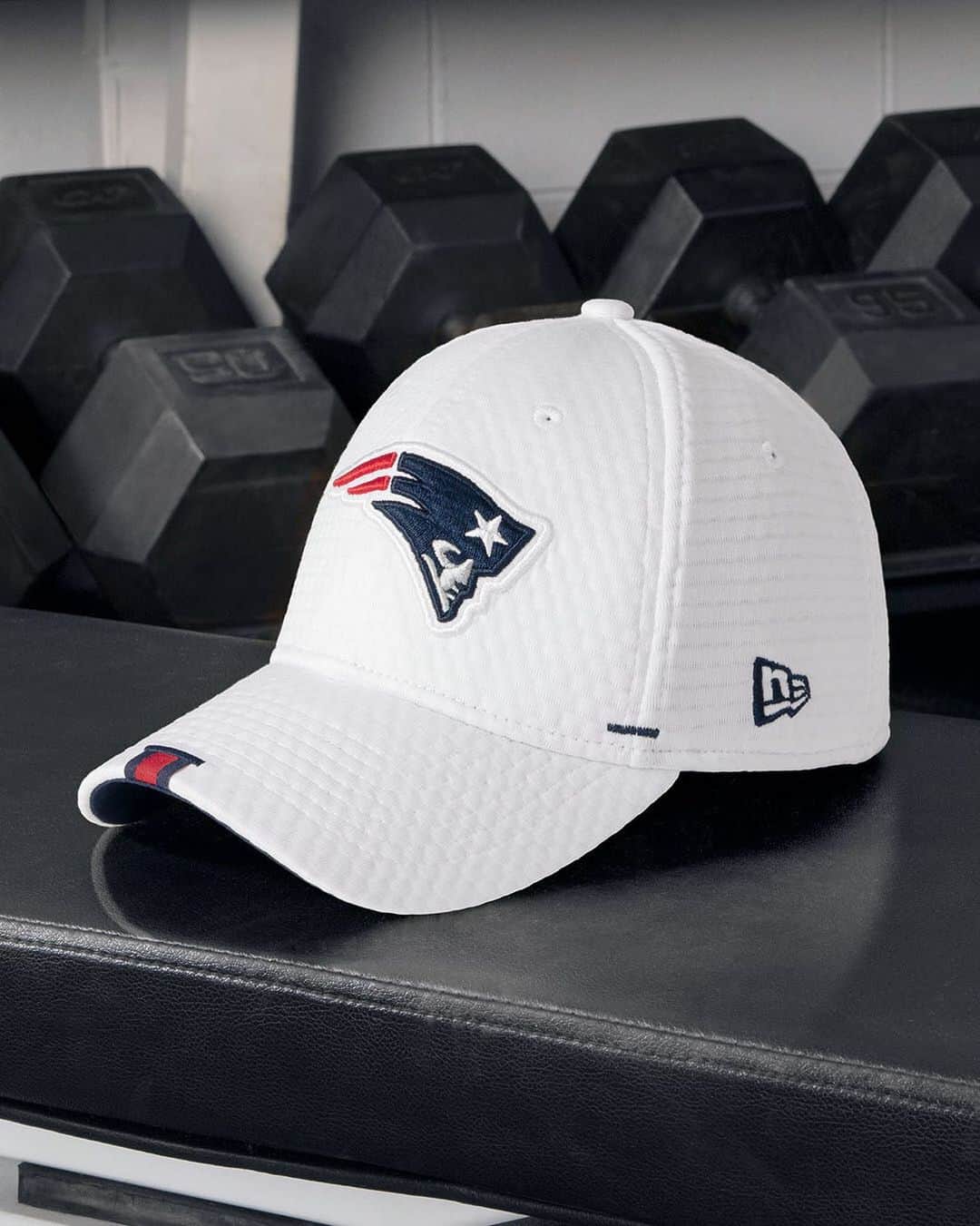 ニューエラ・キャップのインスタグラム：「Introducing the 2019 NFL Training Collection, featuring NE Tech. A lightweight, stretch performance fabric that wicks away moisture. All teams available in multiple styles at neweracap.com」