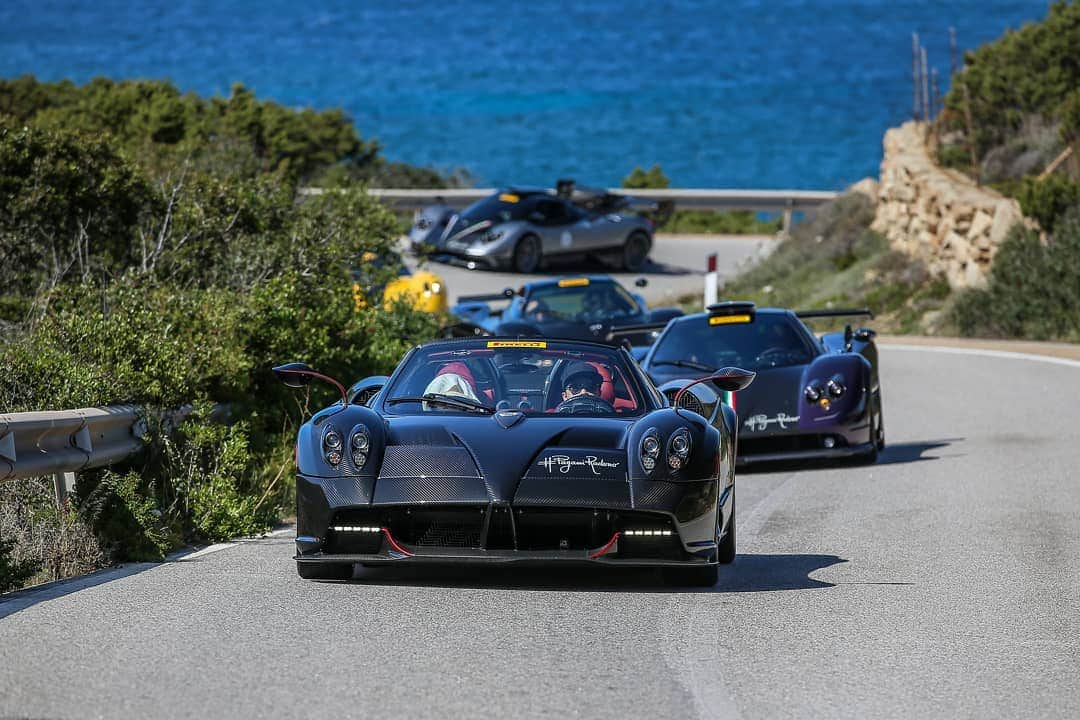 パガーニ・アウトモビリさんのインスタグラム写真 - (パガーニ・アウトモビリInstagram)「Some of the rare beauties that joined the Pagani convoy on the island of Sardinia.  #paganiraduno - The Vanishing Point #pagani #zonda #huayra #huayraroadster #zonda20 #zonda20anniversary #zondaviola #zondaoliver」6月5日 23時27分 - paganiautomobili