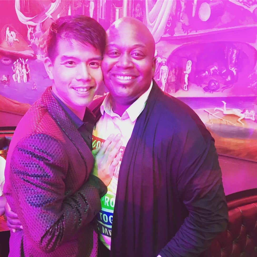 テリー・レオンさんのインスタグラム写真 - (テリー・レオンInstagram)「Thrilled to host last nights @stonewallgives / @saks event at @editionhotels on #TimesSquare to kick off #pride🌈 & #stonewall50. Here are some pics from our fabulous night, and make sure you check out my story highlights!」6月5日 23時59分 - tellyleung