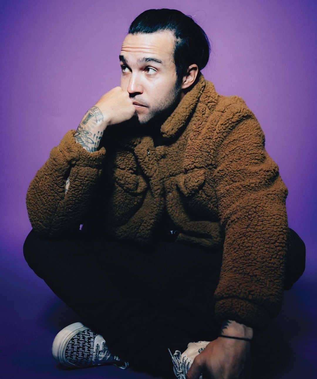 Kerrang!さんのインスタグラム写真 - (Kerrang!Instagram)「Happy 40th birthday to Pete Wentz! . . . 📸: @tompullenphoto  #petewentz #falloutboy」6月6日 0時03分 - kerrangmagazine_