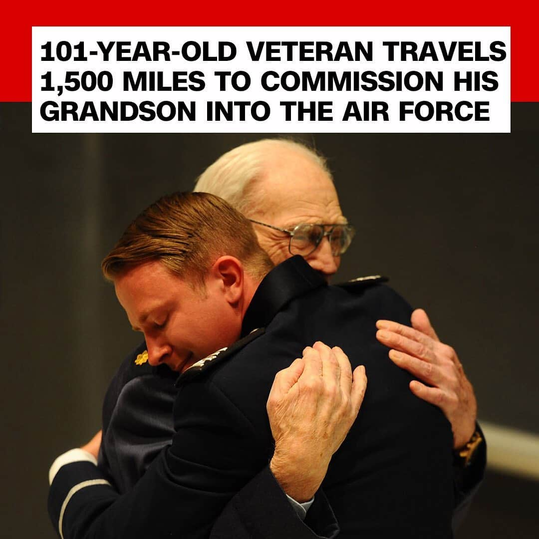 CNNさんのインスタグラム写真 - (CNNInstagram)「More than 70 years after serving in World War II as a bombardier and pilot for the Army Air Forces, Walter Kloc traveled 1,500 miles to commission his grandson, Joseph, as an officer in the US Air Force. The Air Force Academy said that the crowd gave the veteran a standing ovation during the ceremony. On Facebook, Joseph Kloc said it was "probably one of the best days of my life." (📸: US Air Force Academy)」6月6日 0時30分 - cnn