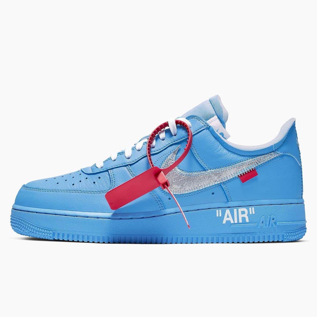 Sneaker Newsさんのインスタグラム写真 - (Sneaker NewsInstagram)「The Nike Air Force 1 ’07 Virgil Abloh x MCA will NOT be available at the June 10 opening of “Figures of Speech” MCA Chicago. There were rumors of a drop on that date. However, an online raffle for the shoes is available now from @em___pty___gallery. For more details and link to raffle, tap the link in our bio.」6月6日 0時46分 - sneakernews