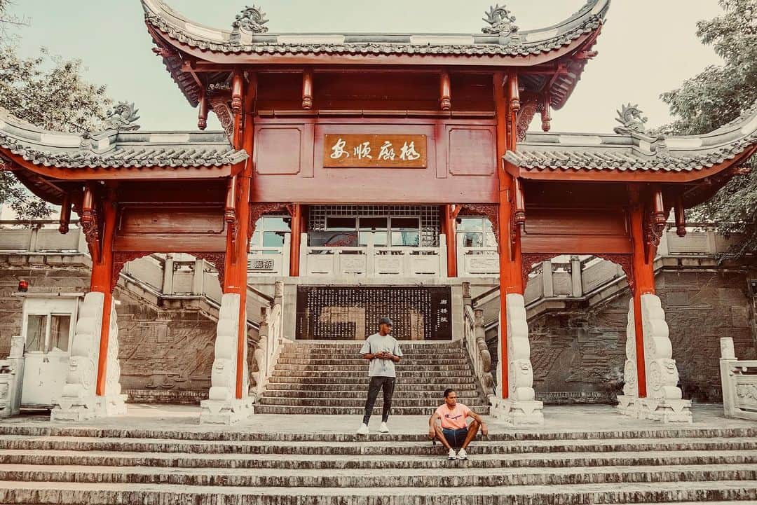 サネリー・ジェームズのインスタグラム：「🇨🇳」