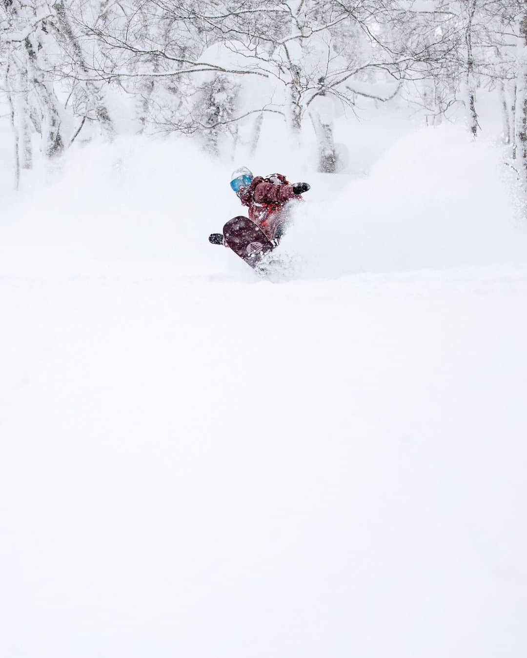 アナログクロージングさんのインスタグラム写真 - (アナログクロージングInstagram)「That one time, in Japan... @christinesavage on the definition of float. 📷: @walshmt」6月6日 6時47分 - burtonsnowboards