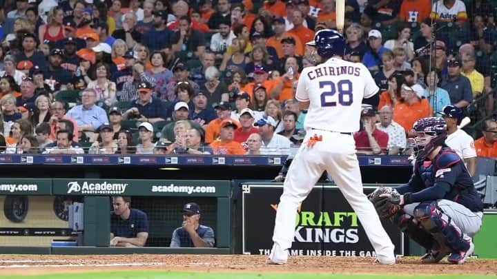 ロビンソン・チリノスのインスタグラム：「#takeitback #astros」