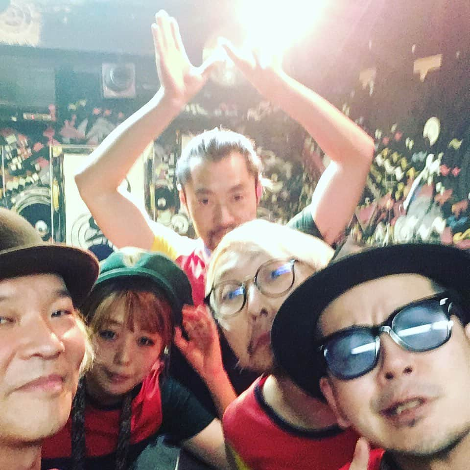 田中和さんのインスタグラム写真 - (田中和Instagram)「6/1 吉祥寺WARP ありがとうございました！ 健やかに前打ちしてからのナイスなステージでしたー！ 先日のTp宴でお会いしたHisaeちゃんにも再会出来て良かったですー♪ #不良メルヘン  #吉祥寺warp」6月6日 2時05分 - kazz620