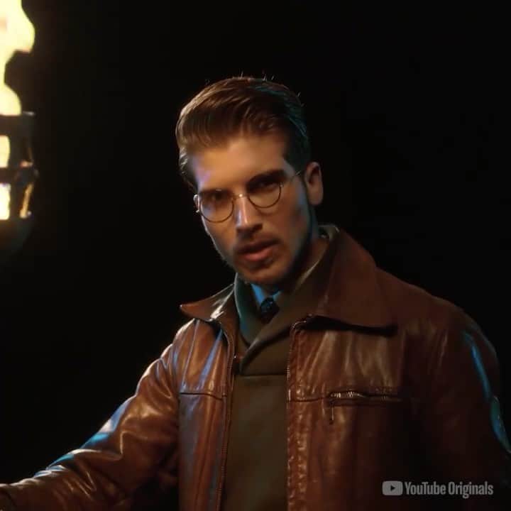 ジョーイ・グレーセッファのインスタグラム：「Be careful what you wish for 🗝 @EscapeTheNight Season 4. Premieres July 11. ⏳ Who do you want to escape the night? #ETN4」
