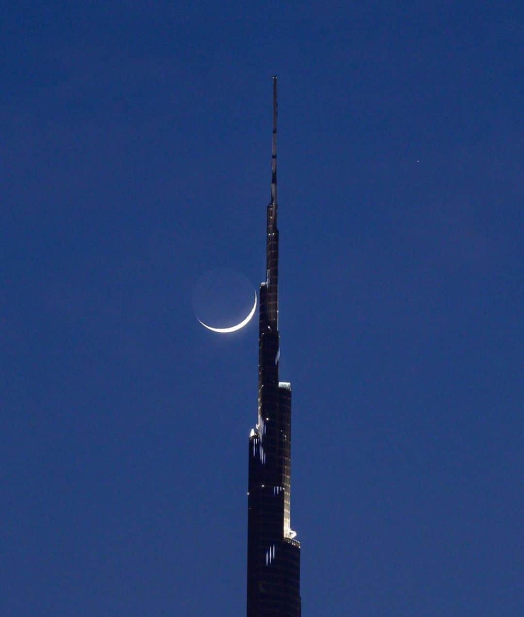 ドバイさんのインスタグラム写真 - (ドバイInstagram)「Burj Khalifa, World’s tallest building #Dubai 📷:@dubaiieye」6月6日 2時53分 - dubai