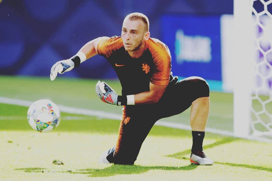 ヤスパー・シレッセンさんのインスタグラム写真 - (ヤスパー・シレッセンInstagram)「Preparing for the Nations League Semi final 🔶🦁🔶」6月6日 4時20分 - jaspercillessen