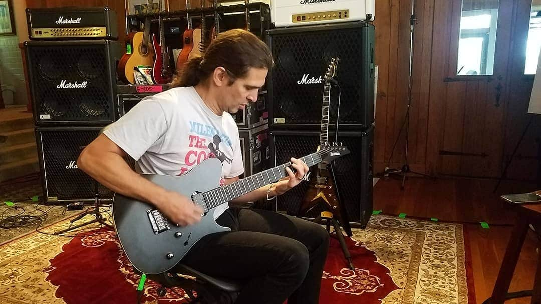 Megadethさんのインスタグラム写真 - (MegadethInstagram)「Hammering it out at the studio #megadeth16」6月6日 4時41分 - megadeth