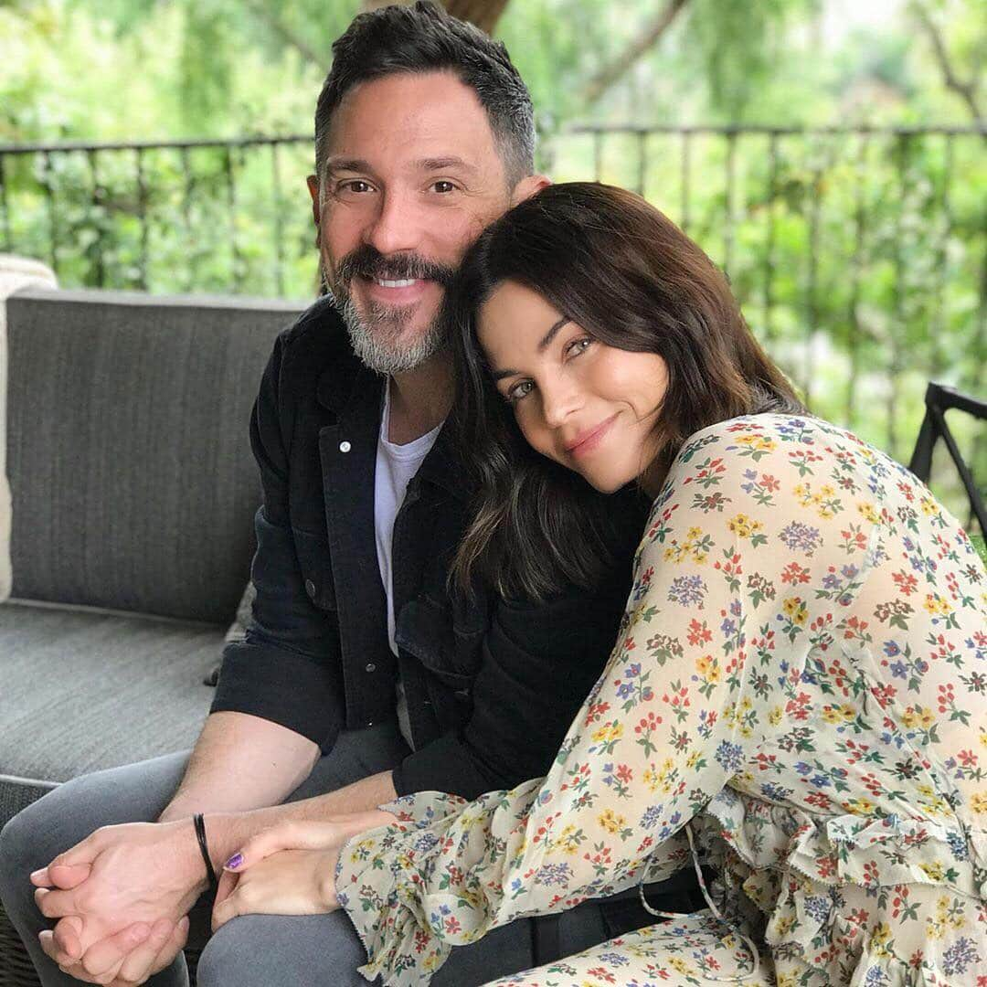 People Magazineさんのインスタグラム写真 - (People MagazineInstagram)「Jenna Dewan and her boyfriend Steve Kazee are Insta official! ❤️|#Regram @jennadewan」6月6日 4時58分 - people