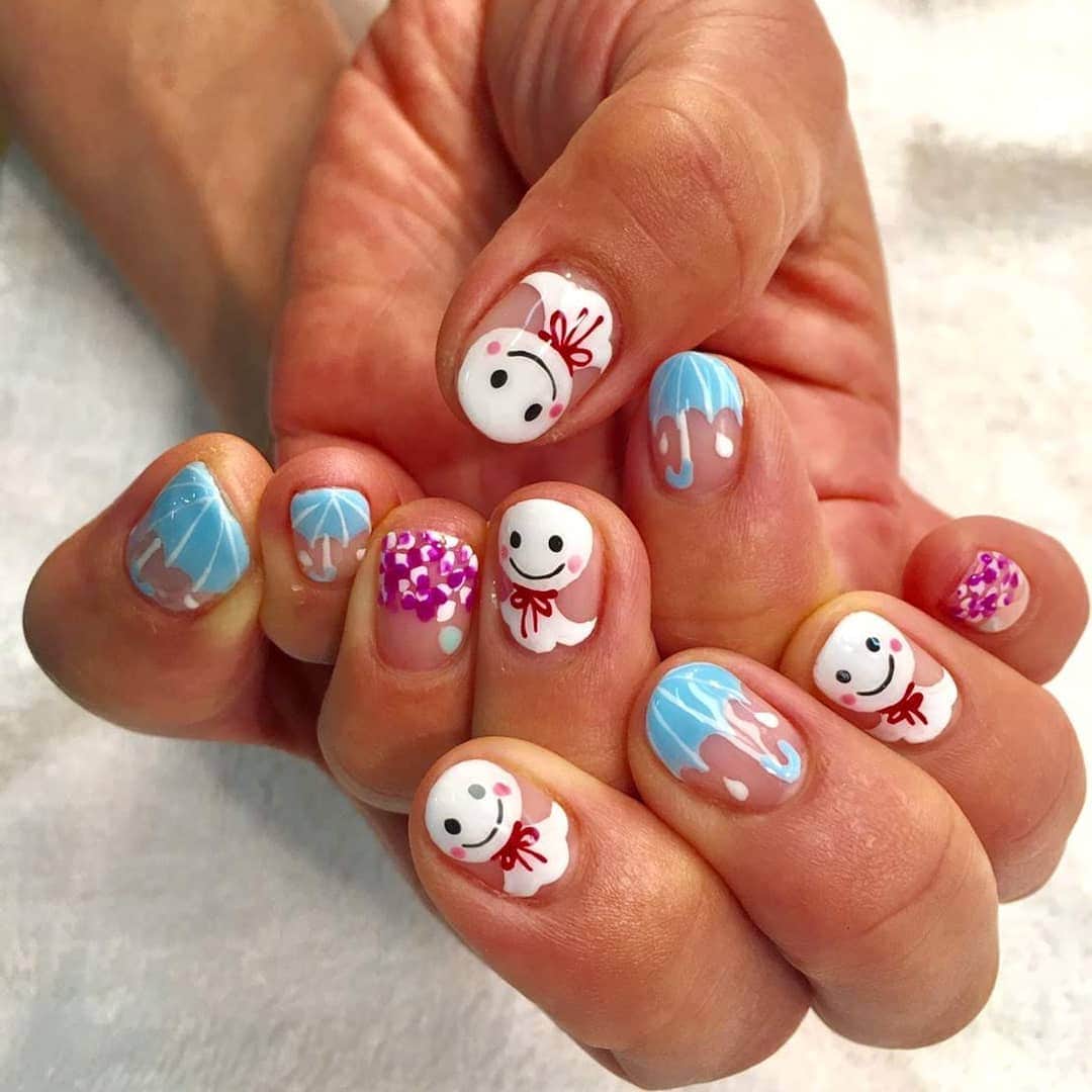 リンゴのインスタグラム：「#ハイヒールリンゴ🍎 #梅雨ネイル #&nail #機種変してパニック #メンテ中」