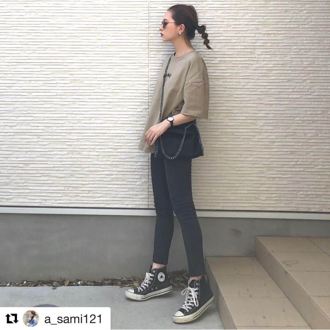 ショップにこにこさんのインスタグラム写真 - (ショップにこにこInstagram)「#Repost @a_sami121 with @get_repost ・・・ #outfit 気温真夏だね😳🌤 出産あったから今日2ヶ月ぶりの息子スイミングなんだけど暑いからプール羨ましいな〜❤︎ ✔︎ #coordinate#ootd#outfit #tops#kangol #pants#gu #shoes#converse  #bag#shopnikoniko  #カジュアルコーデ#ママコーデ#プチプラコーデ#スニーカーコーデ」6月6日 15時23分 - shopnikoniko