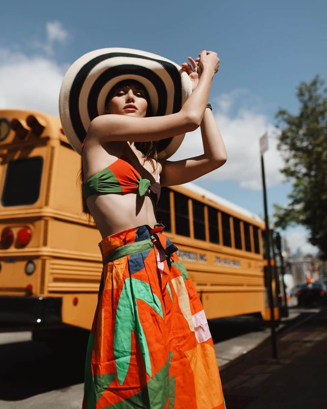 ナタリー・スアレスさんのインスタグラム写真 - (ナタリー・スアレスInstagram)「If I can't go to the beach, I bring the beach to me. @shopbop #SummerofShopbop #ad」6月6日 7時11分 - natalieoffduty