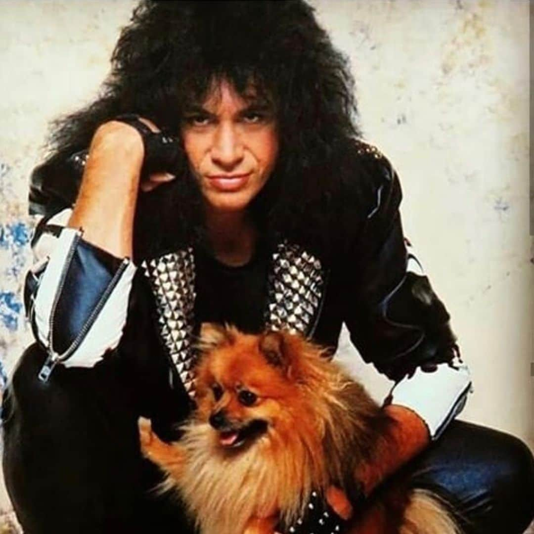 ジーン・シモンズさんのインスタグラム写真 - (ジーン・シモンズInstagram)「Shannon and my old dog Flanky」6月6日 7時28分 - genesimmons