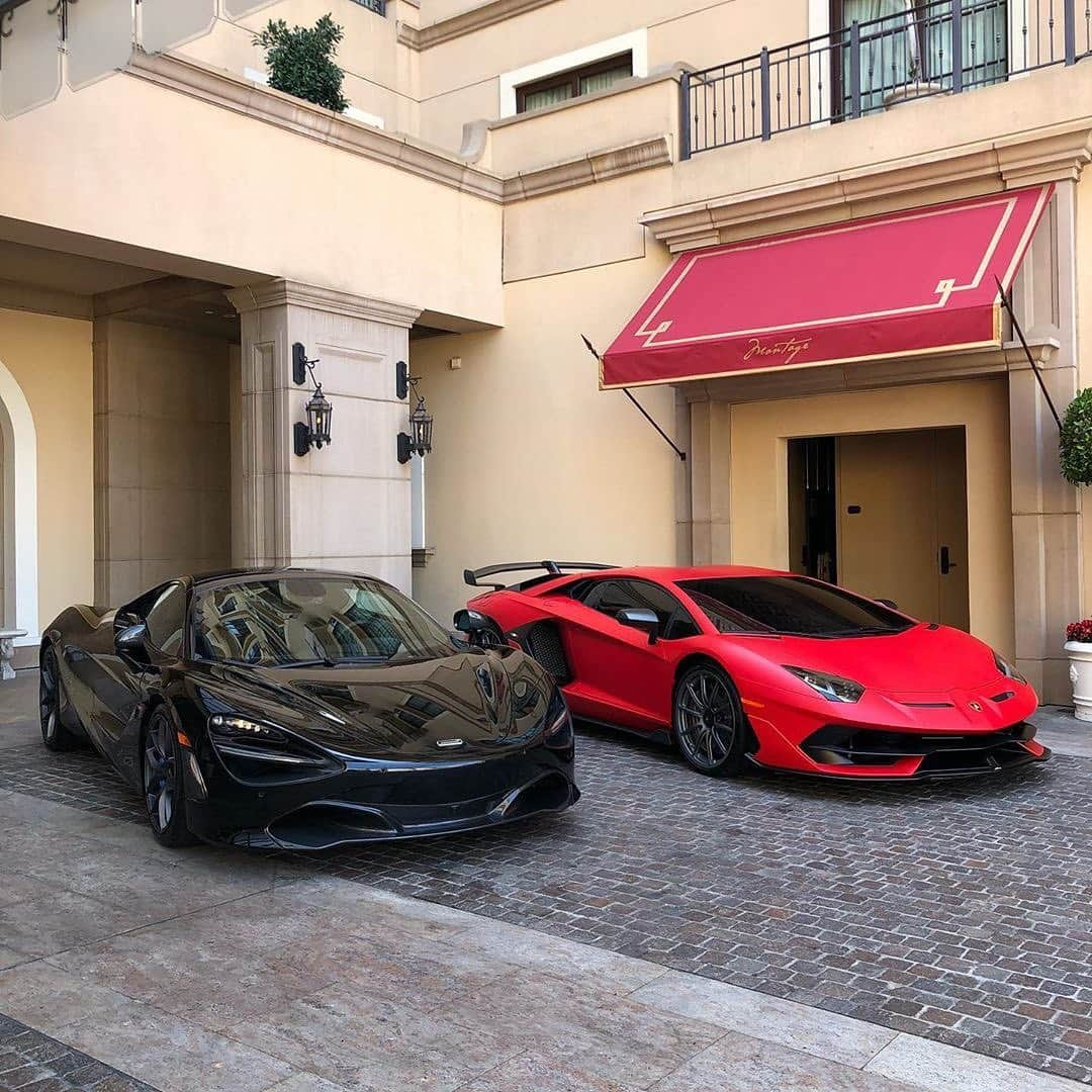 CARLiFESTYLEさんのインスタグラム写真 - (CARLiFESTYLEInstagram)「McLaren 720s or Aventador SVJ? Check out my bro @wiresonly #carlifestyle」6月6日 8時05分 - carlifestyle