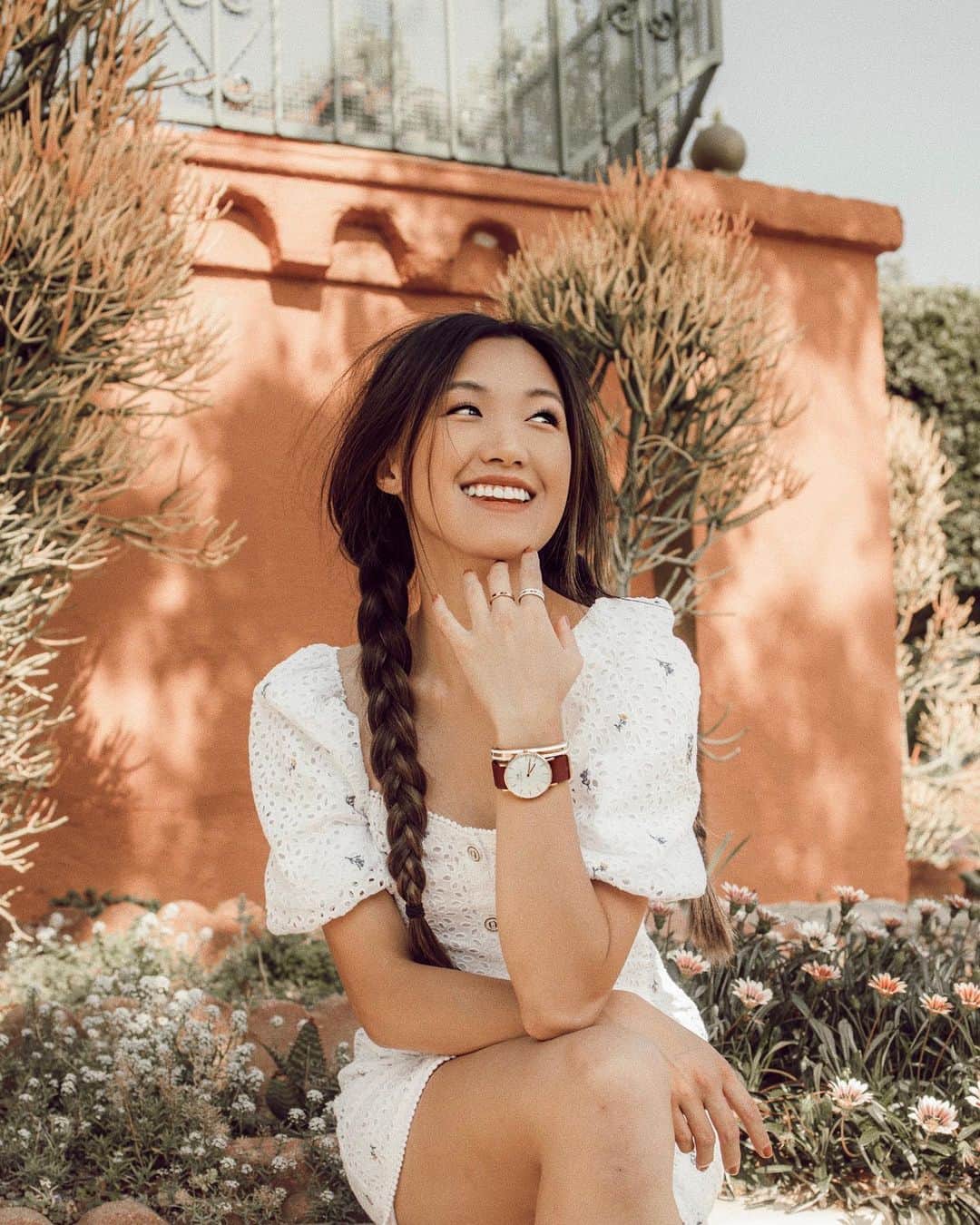 W E Y L I Eのインスタグラム：「When the suns out, ya girl is out! Bring on the summer dresses and the accessories! All accessories are from @danielwellington, I’m especially loving these dainty rings they just launched! You can get 15% off your purchase on www.danielwellington.com with my code WEYLIE. Go to my stories to see a close up!」