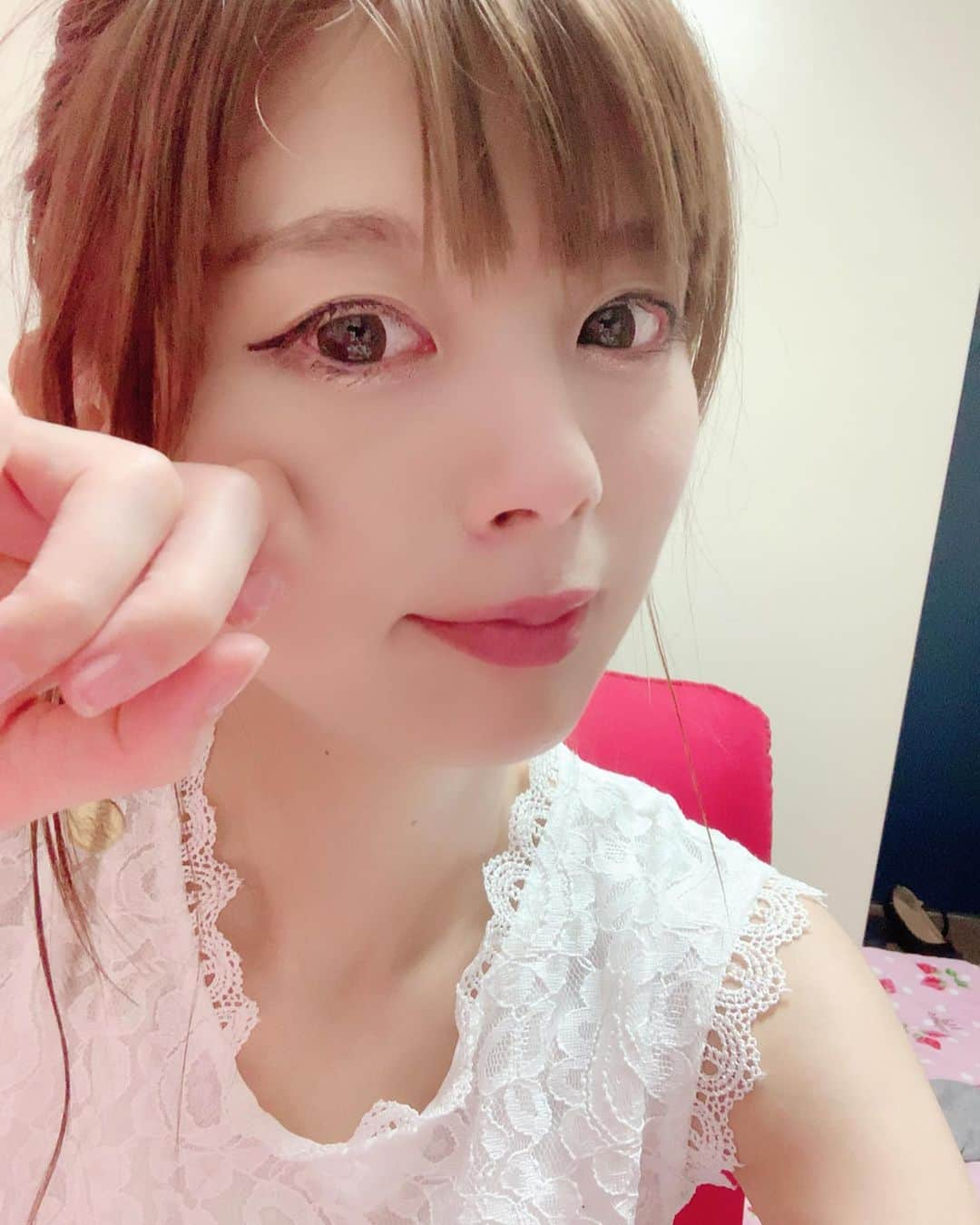 satomiさんのインスタグラム写真 - (satomiInstagram)「❤︎2019.6.2❤︎ さいたまスーパーアリーナでback numberライブ♬  ライブ大好き〜！！ * * いつも良い席❤︎だけど今回はSuper Sunny双眼鏡を 持って参戦❗️ 10倍率だし、アイカップ付いてるからブレないし 140gで超軽量のお気に入り❤︎毎回ライブには必須 アイテム〜🎙 * * めっちゃ泣いた(´；ω；`)。。 AAA、ウーバー、ミスチルライブも 久々に行きたいな〜(ㅅ´ ˘ `)❤︎ * ✼••┈┈┈┈┈┈┈┈┈┈┈┈┈┈┈┈••✼ ワンピース→（@and_joy___） ✼••┈┈┈┈┈┈┈┈┈┈┈┈┈┈┈┈••✼ * * @supersunny_official  #バックナンバーライブ　 #ライブ  #参戦  #双眼鏡  #ライブ持ち物  #参戦服  #backnumber #泣いた #AAA抽選落ちた #backnumberライブ #さいたまスーパーアリーナ #uverworld ライブも行きたい #ご招待ありがとうございます @asagakecom @and_joy___ #and_joy___」6月6日 8時56分 - saatoomii47