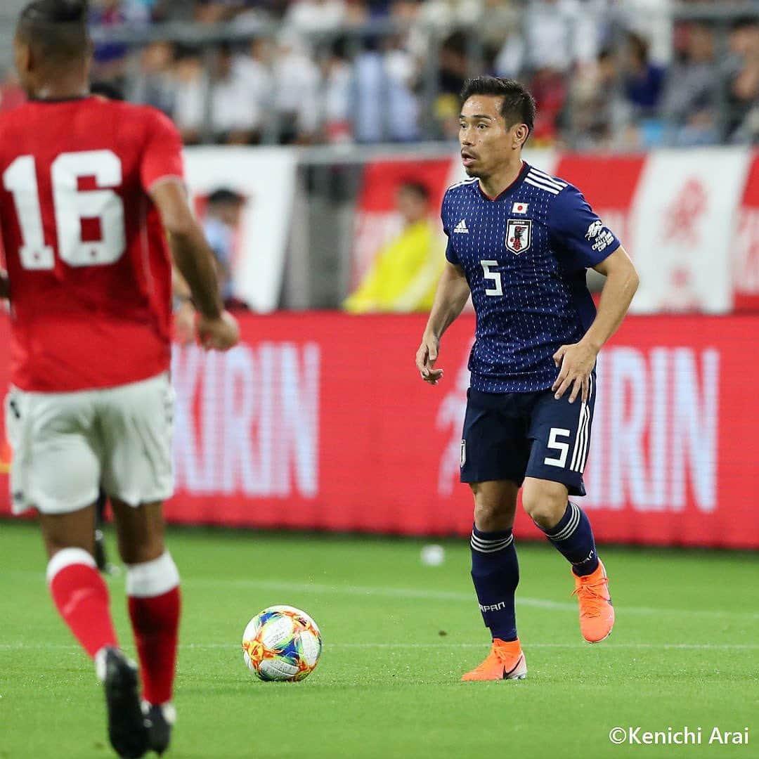 Goal Japanさんのインスタグラム写真 - (Goal JapanInstagram)「. ＼日本代表、歴代3位となる117キャップに到達🇯🇵／ #長友佑都 は試合後、「ヤット(遠藤保仁)さんは152ですよね？遠いなあ...でもやるからには目指した」と語った。 (Photo:Kenichi Arai) . 🏆#キリンチャレンジカップ2019 🆚#日本代表 0-0 #トリニダードトバゴ代表 . #soccer #football #japan #trinidadandtobago #jfa #daihyo #SAMURAIBLUE #yutonagatomo #サッカー #フットボール #キリチャレの日 #⚽」6月6日 9時57分 - goaljapan