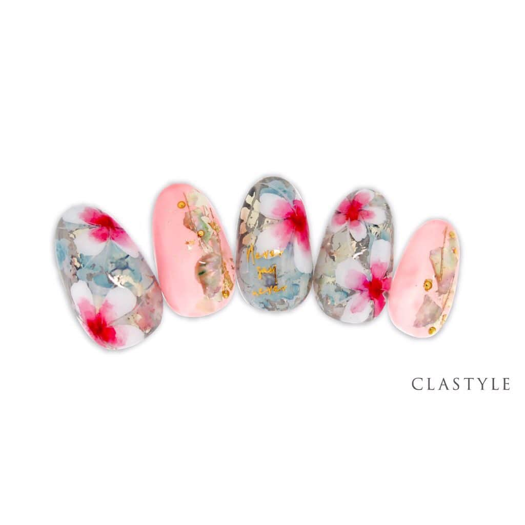 CLASTYLEさんのインスタグラム写真 - (CLASTYLEInstagram)「✨CLASTYLEおすすめネイル✨﻿﻿ ﻿﻿ 『ニュアンスフラワーネイル』﻿﻿ #プリジェル のクリアジェル ザ・転写を使用し、フィルムを上手に組み込んで作成しました。﻿ ﻿﻿ クラスタイル受講生は専用サイトでアートレシピを15日に公開予定です♡﻿﻿ ﻿﻿ ﻿﻿ ﻿﻿ ﻿﻿ ﻿﻿ ﻿﻿ #ネイル #ジェルネイル #春夏ネイル #大人ネイル ﻿#プリジェル #クリアジェル ザ・転写﻿ #フラワーネイル #お花ネイル  #ネイル動画 ﻿﻿ #nail #nailbook #クラスタイル通信 #クラスタイル #clastyle #CLASTYLE #clastyle通信 ﻿#ニュアンスネイル #トレンドネイル #おしゃれネイル #ネイルサンプル#ネイルデザイン #ジェルアート#gelnails #ファッション #ネイル好きな人と繋がりたい」6月6日 10時25分 - clastyle_nail