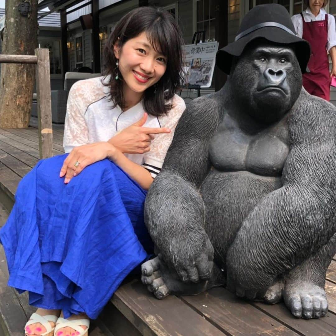 潮田玲子さんのインスタグラム写真 - (潮田玲子Instagram)「イケメンだわぁ〜🦍 #rkb #ぞっこん九州 #ロケしてます #ゴリラ #イケメンすぎやろ #リアル感」6月6日 16時01分 - reikoshiota_official