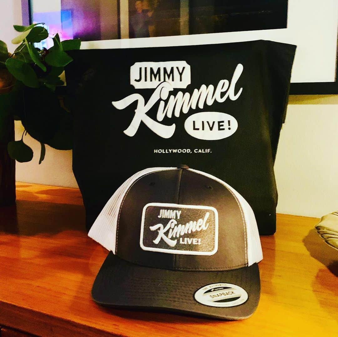 チャドウィック・ボーズマンさんのインスタグラム写真 - (チャドウィック・ボーズマンInstagram)「Ran into these guys at @JimmyKimmelLive. Tune in tonight after the #NBAFinals. #21Bridges」6月6日 10時41分 - chadwickboseman