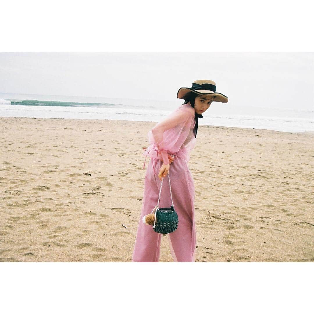 ADINA MUSEさんのインスタグラム写真 - (ADINA MUSEInstagram)「#adinamuse#season4#museadina @nico.ando.official#hanayoshino#adinamusebag#adinamusefashion#simple#muse#nikoando #ヨシノハナ#アディナミューズ#アディナミューズバッグ#アディナミューズファッション#シンプル#レザーショルダーバッグ」6月6日 11時18分 - adinamuse