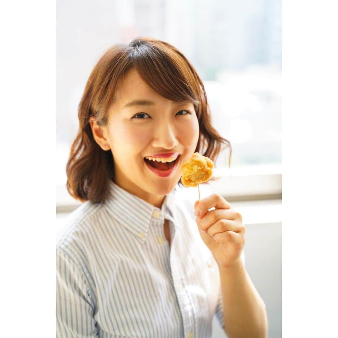 札幌テレビ「どさんこワイド朝」さんのインスタグラム写真 - (札幌テレビ「どさんこワイド朝」Instagram)「. 食いしん坊な西尾アナのモグモグタイムです🍴 . 今日は唐揚げを食べたそうです^ ^ . とっても美味しそうに食べてました😁 . #モグモグタイム . #stv #どさんこワイド朝 #大家彩香 #小出朗 #西尾優希 #久保朱莉 #工藤聖太 #佐藤宏樹」6月6日 11時32分 - dosanko_asa