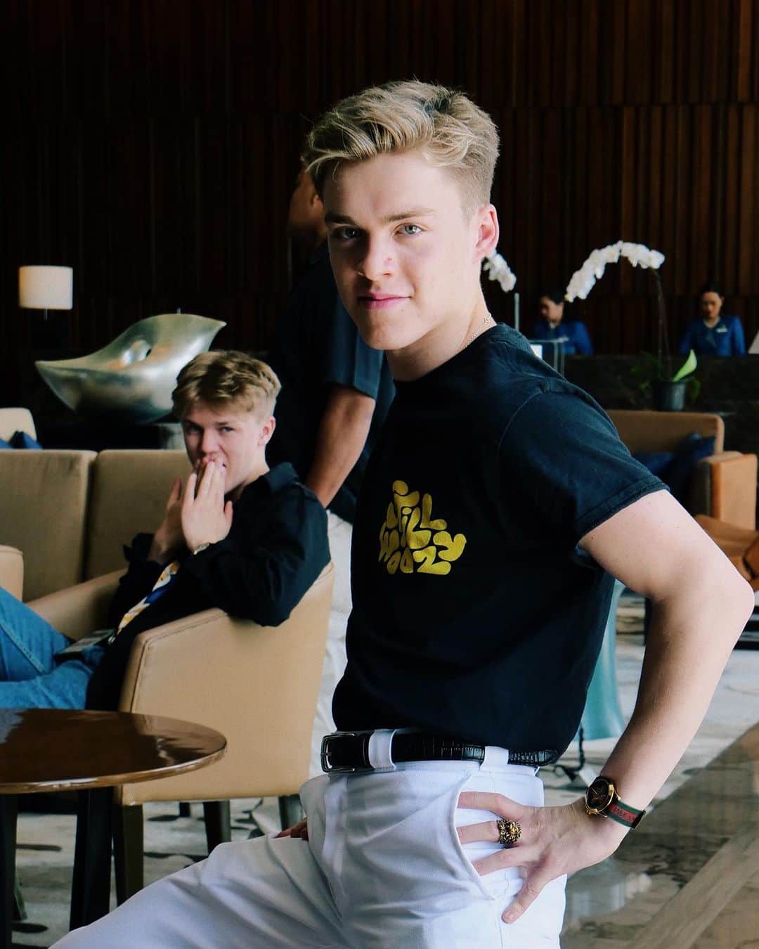 New Hope Clubさんのインスタグラム写真 - (New Hope ClubInstagram)「When your mates outfit is 🔥」6月6日 11時46分 - newhopeclub