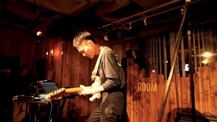 room onziemeのインスタグラム：「👥🎊👥﻿﻿﻿﻿﻿﻿﻿﻿﻿﻿﻿﻿﻿﻿ ﻿﻿﻿﻿﻿﻿﻿﻿﻿﻿﻿﻿﻿﻿ - ROOM 4TH ANNIVERSARY -﻿﻿﻿﻿﻿﻿﻿﻿﻿﻿﻿﻿﻿﻿ ﻿﻿﻿﻿﻿﻿﻿﻿﻿﻿﻿﻿﻿﻿﻿ ■COCKTAIL ROOM at club JOULE﻿﻿ ﻿﻿ 色・味・香りなど様々なエッセンスが﻿ 渾然となり ﻿ 心地よい時間の流れを作るもの“COCKTAIL” ﻿﻿ 人、音楽、ファッション、そして・・・ ﻿ いままで味わったことのない配合が﻿ あなたを新しい体験へと導きます。﻿﻿ ﻿﻿ ﻿﻿﻿﻿﻿﻿﻿﻿﻿﻿﻿ -------------------------------------﻿-------﻿﻿﻿﻿﻿﻿﻿﻿﻿ Shin Sakiura  @shinsakiura_tokyo﻿ ﻿-------------------------------------﻿-------﻿﻿﻿﻿﻿﻿﻿﻿﻿﻿﻿﻿﻿﻿﻿﻿﻿﻿﻿ #room_jp」